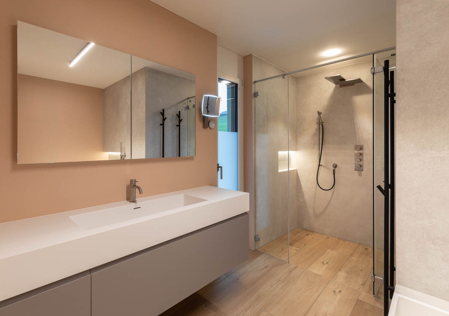Interieurfotografie Luzern: Badezimmer mit begehbarer Dusche