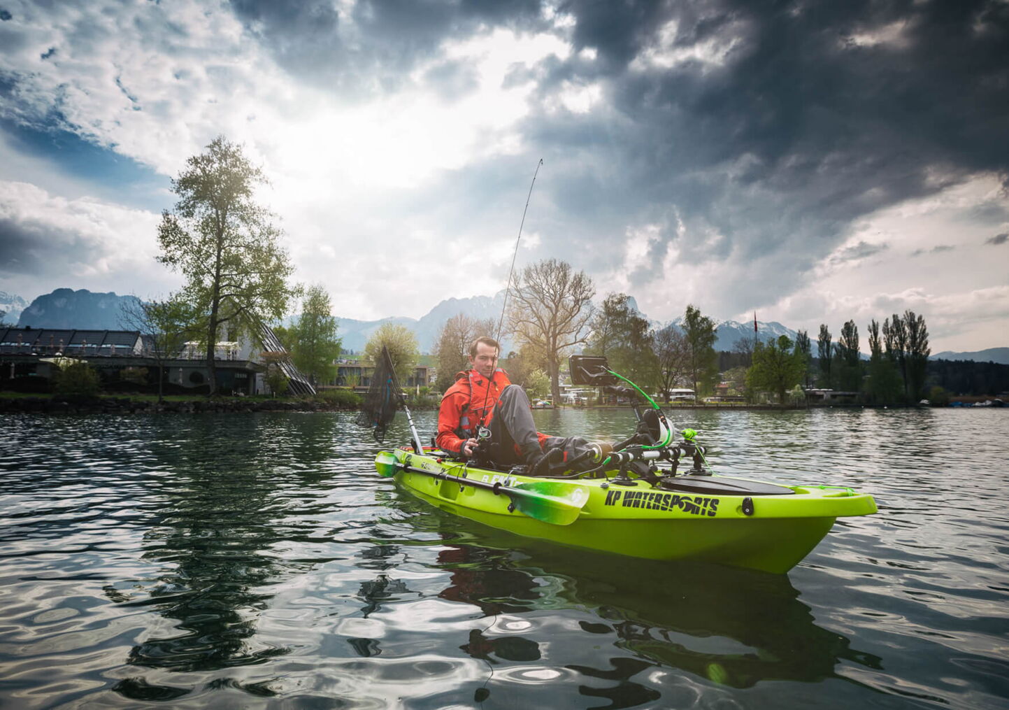 Werbefotografie für Fischerkajak auf dem Thunersee